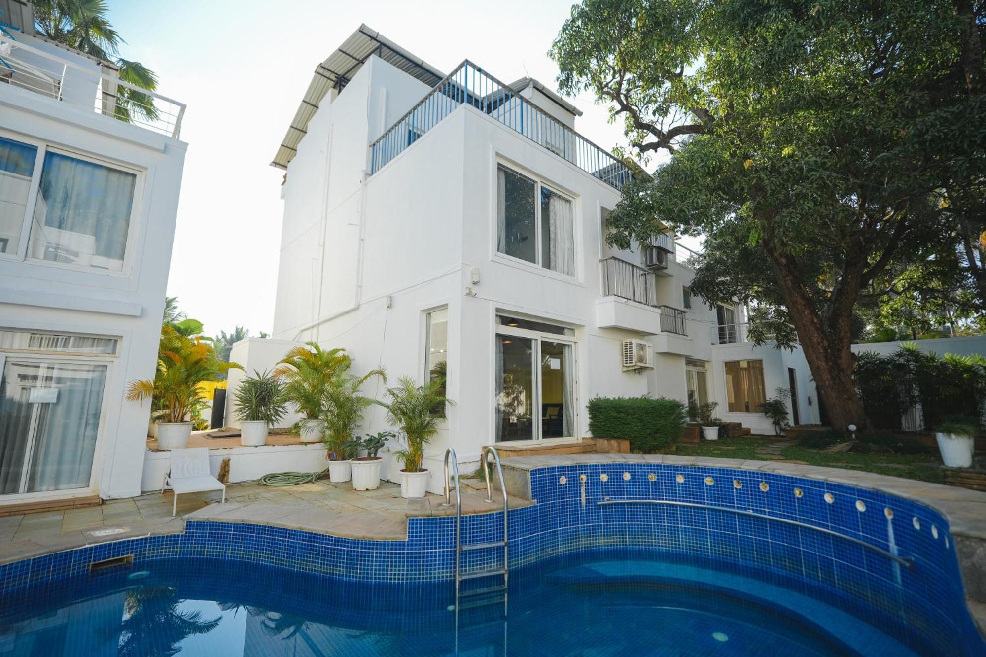 Villa M - Jia 3- 3Bhk In Candolim, Pool Facing, Near Beach, Breakfast Included 외부 사진