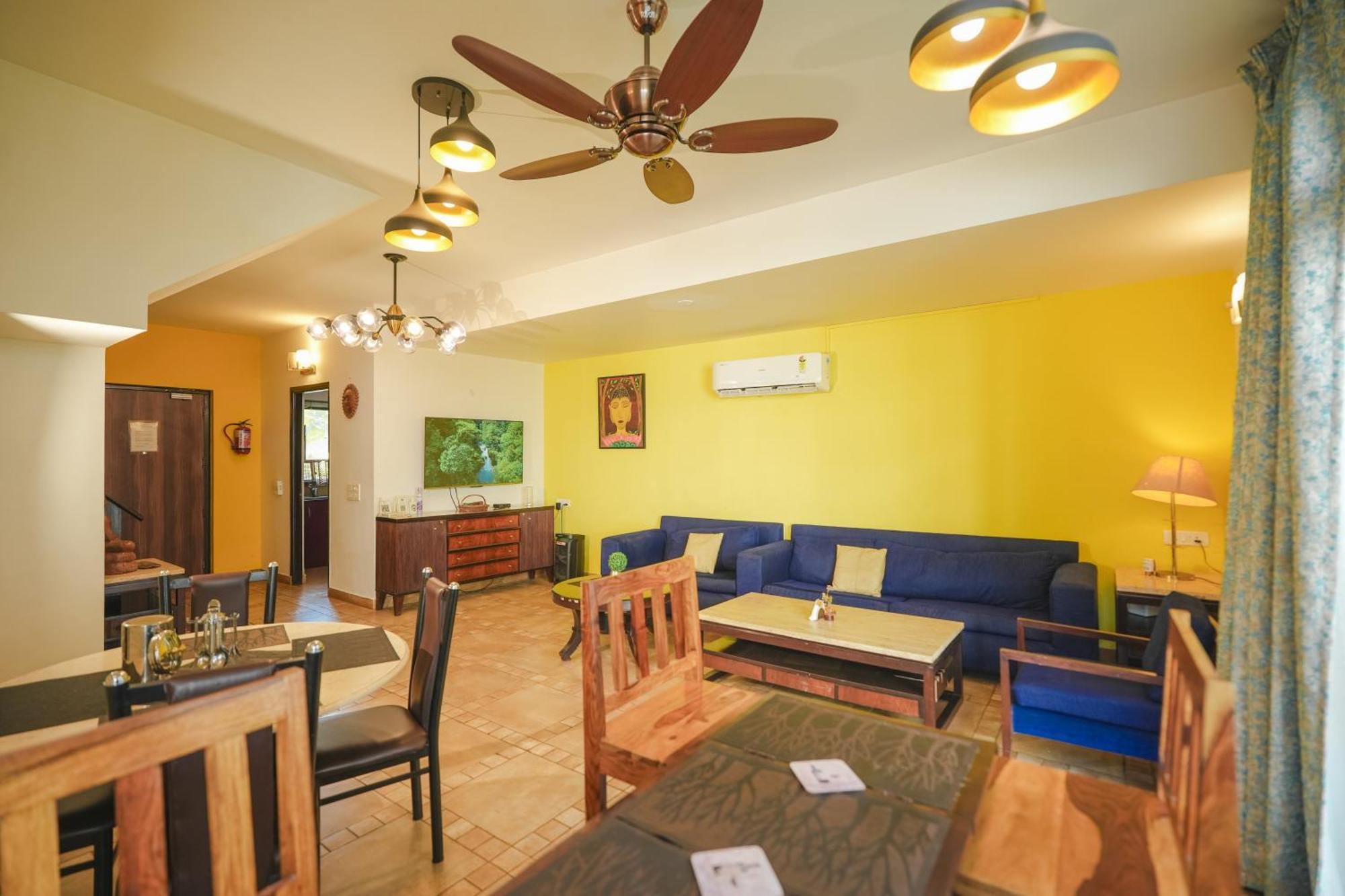 Villa M - Jia 3- 3Bhk In Candolim, Pool Facing, Near Beach, Breakfast Included 외부 사진