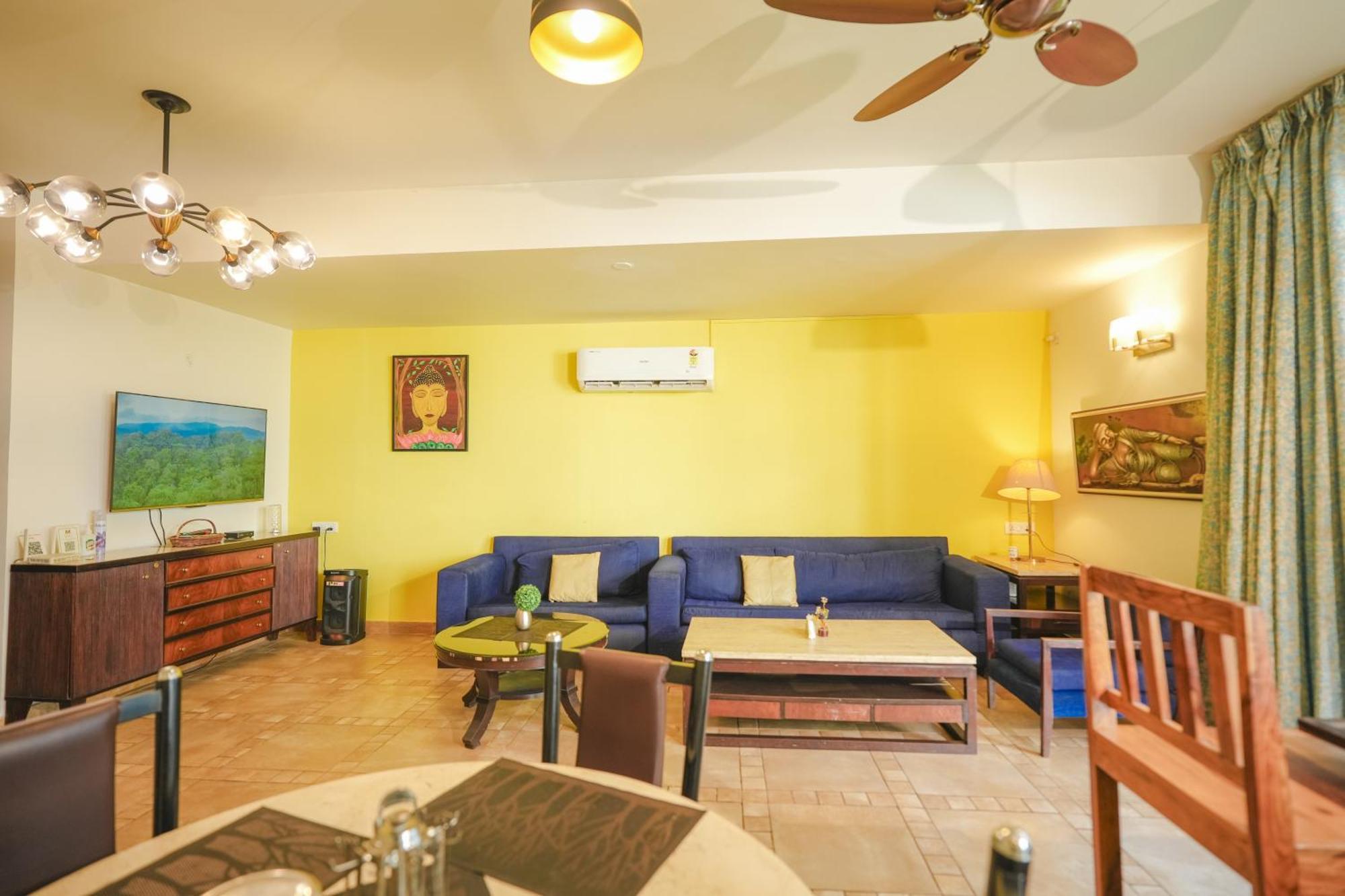 Villa M - Jia 3- 3Bhk In Candolim, Pool Facing, Near Beach, Breakfast Included 외부 사진
