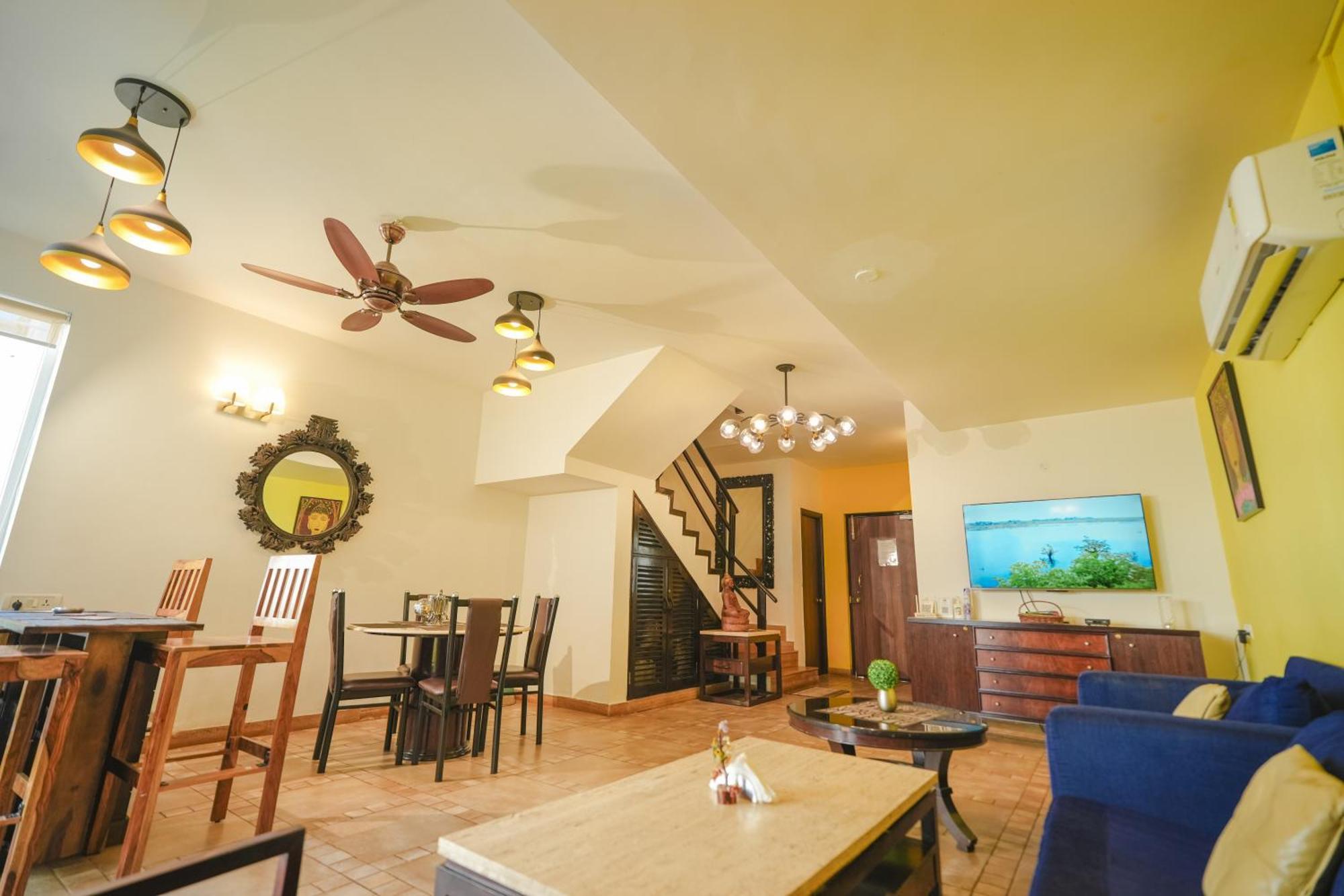 Villa M - Jia 3- 3Bhk In Candolim, Pool Facing, Near Beach, Breakfast Included 외부 사진